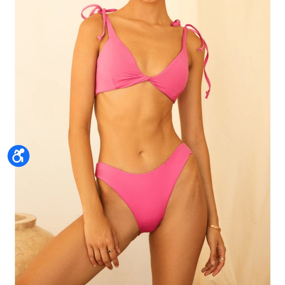 NWT Dippin Daisys Wild Orchid Bikini Set